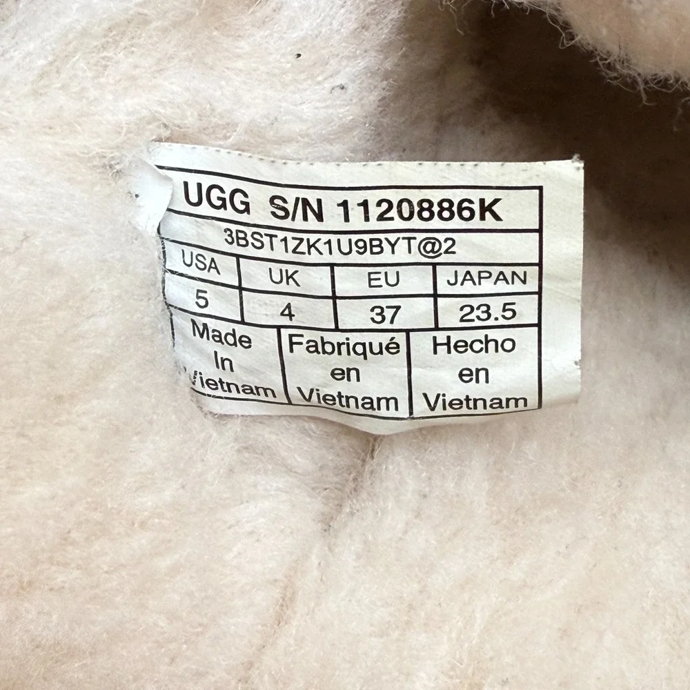 UGG youth size